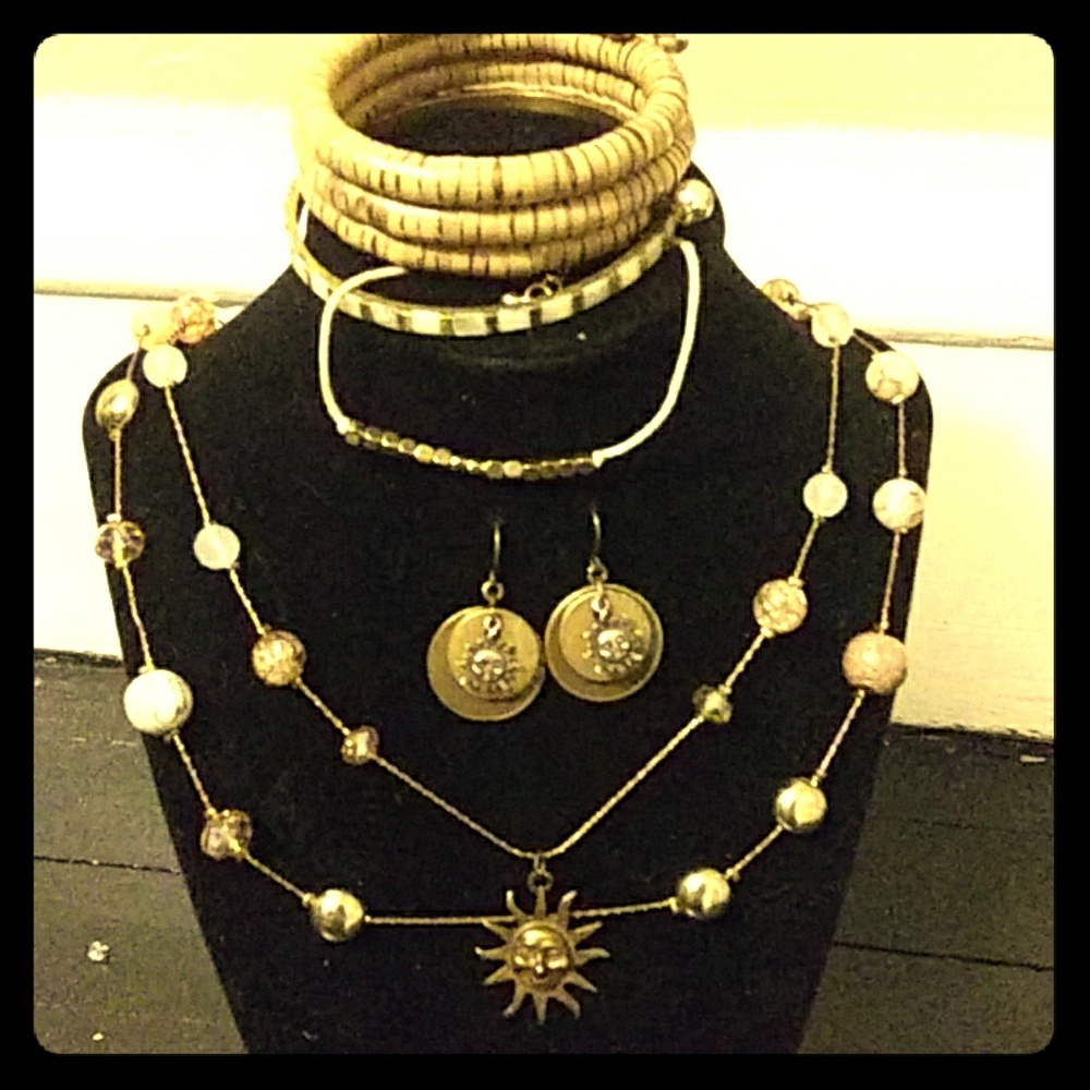 Vintage Sunny Style 5 piece Jewelry Set